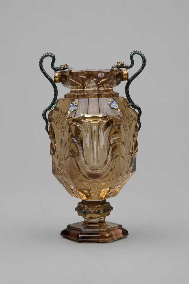Vase sog. Maienkrüglein