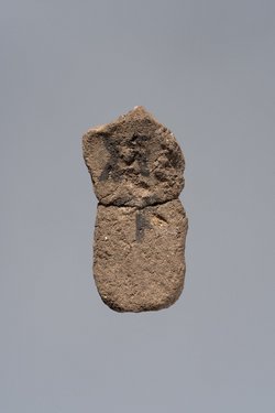 Ächtungsfigur mit Aufschrift