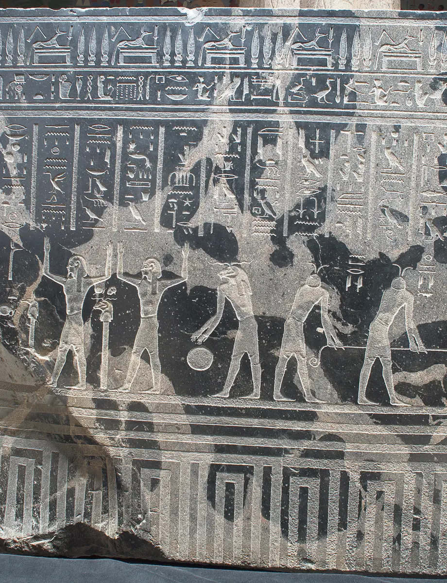 Sarkophag des Priesters Nes-schu-tefnut
