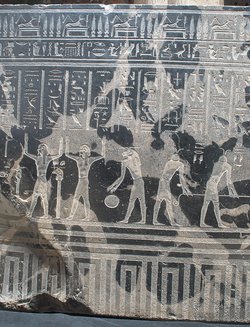 Sarkophag des Priesters Nes-schu-tefnut