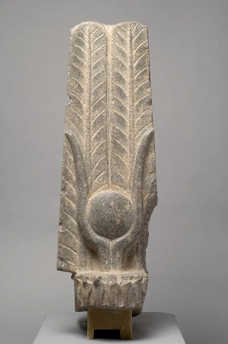 Queen’s headdress