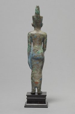 Stehende Göttin Neith