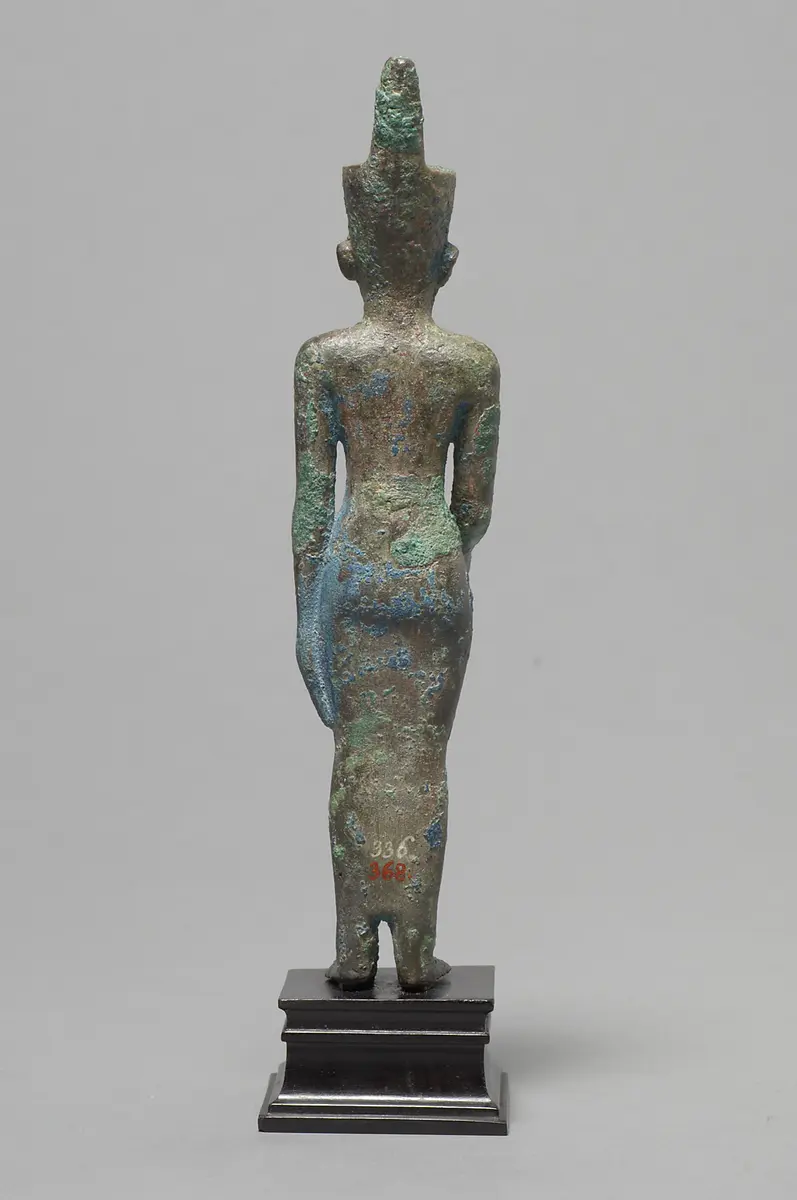 Stehende Göttin Neith
