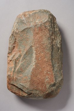 Stele des Polizeioberst Pagar