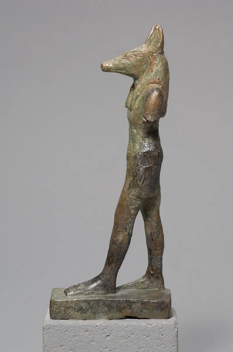 Gott Anubis, schreitend