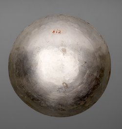 Schale mit Inschrift auf Licinius