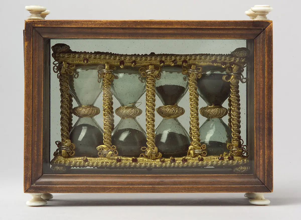 Kästchen mit 4 Sanduhren aus Glas, Sanduhr, Uhr, wissenschaftliches Instrument, Meßgerät