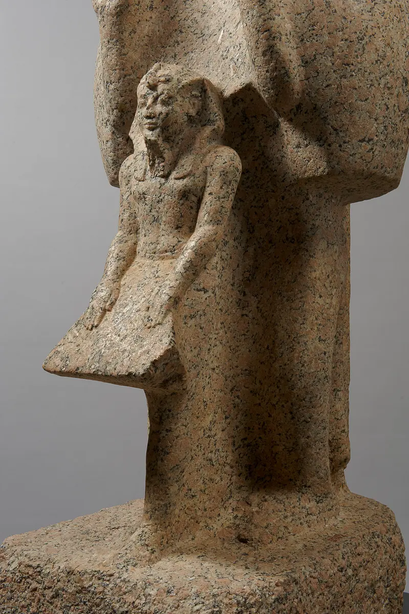 Mantelpavian mit König