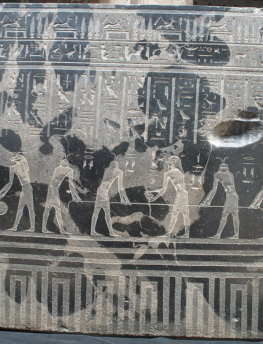 Sarkophag des Priesters Nes-schu-tefnut