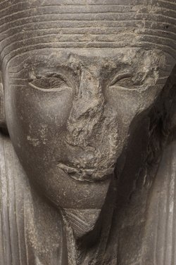 Statue des Gottes Imichentwer