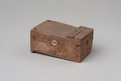 Kästchen mit Schiebedeckel