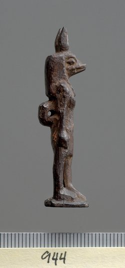 Stehender Gott Anubis mit Schakalkopf