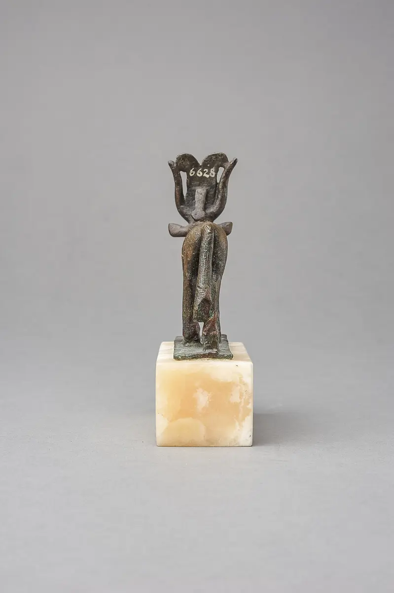 Göttin Isis-Hathor in Kuhgestalt