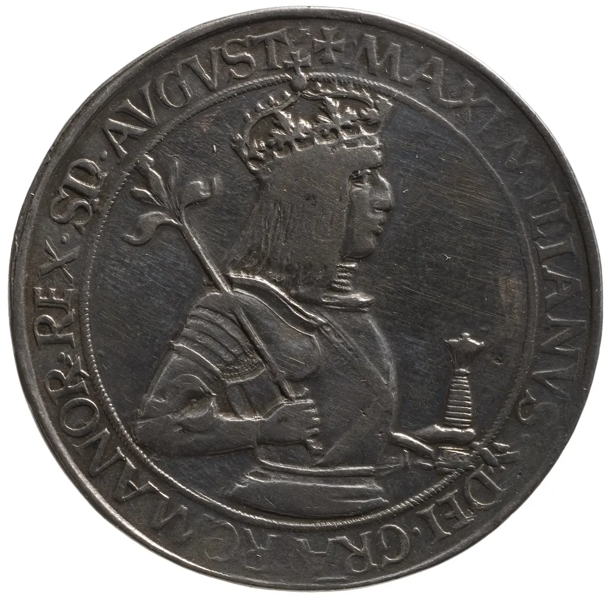 Maximilian I.; Guldiner, Geharnischtes Hüftbild