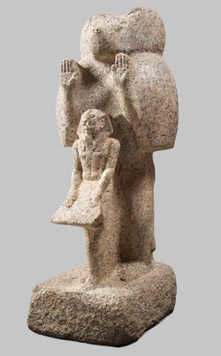 Mantelpavian mit König