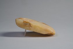 Miniatur-Gesichtsstele