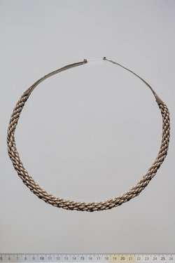 Halsring