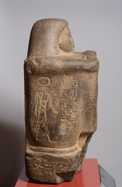 Hockerstatue des Nimlot