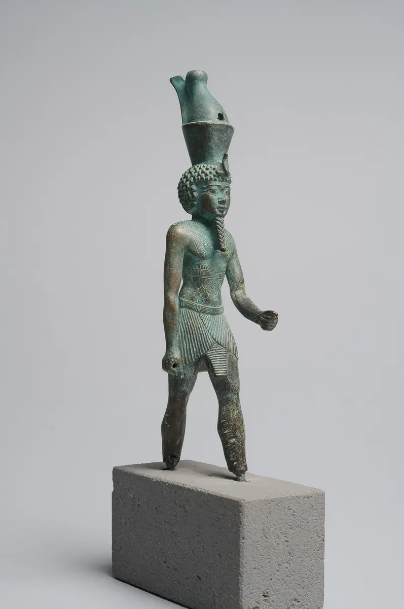 Schreitender Gott Neferhotep