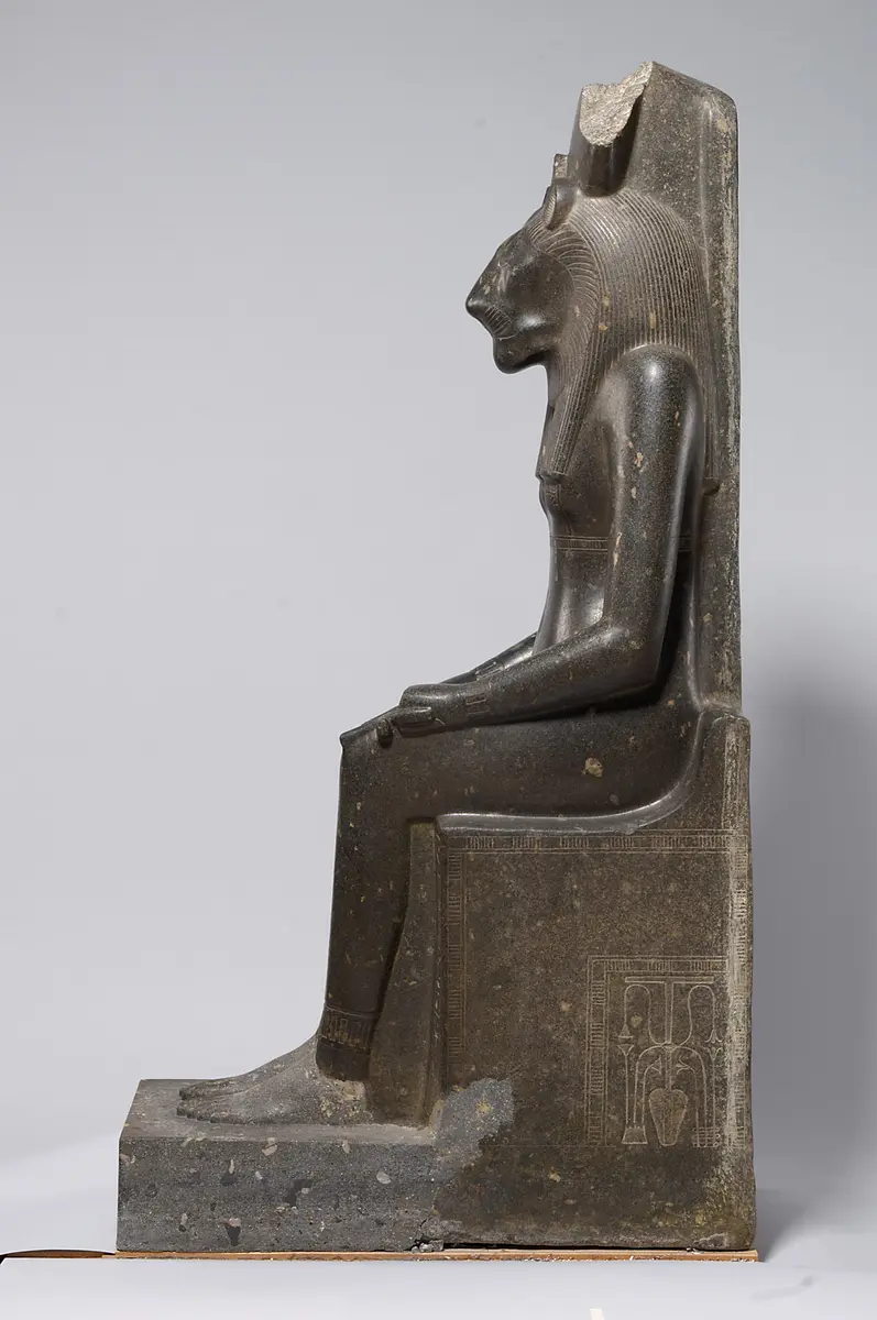 Seated statue of the goddess Sakhmet