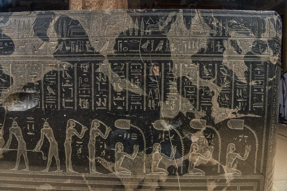 Sarkophag des Priesters Nes-schu-tefnut