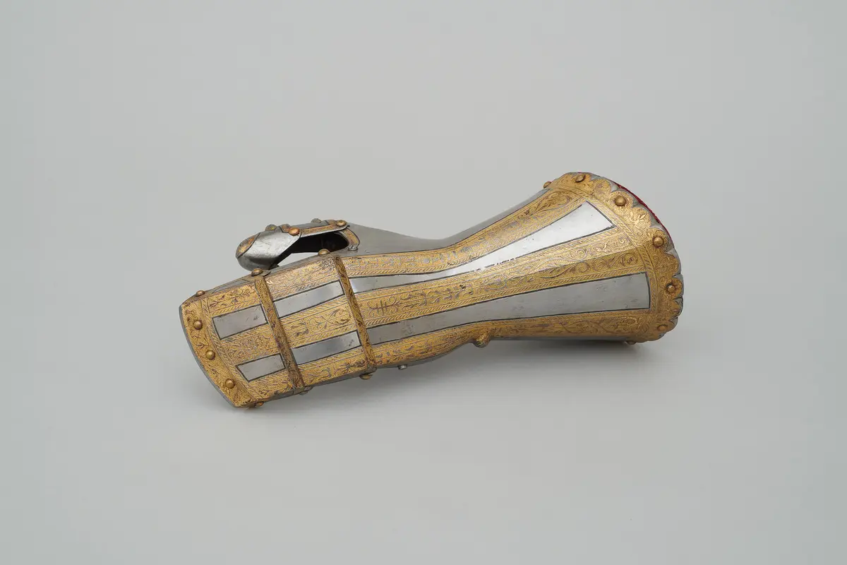 Stechhandschuh zur Königsgarnitur Kaiser Maximilian II.