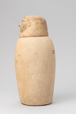 Kanope des Nes-schu-tefnut mit Deckel in Form eines Menschenkopfes