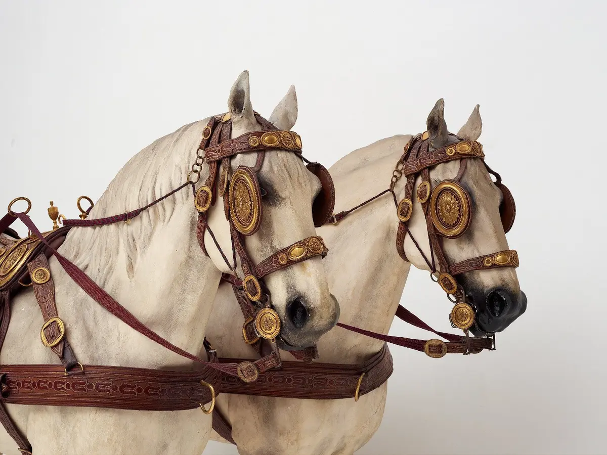 Paarweiszug zum Gala-Staatswagen des Oberststallmeisters