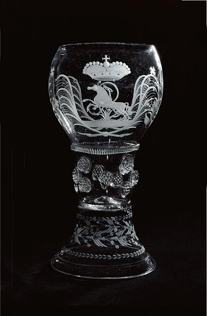 Großer Römer mit Sachsenroß und Monogramm 