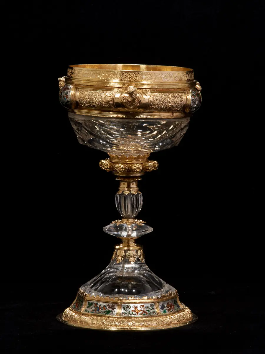 Teil eines Doppelpokals