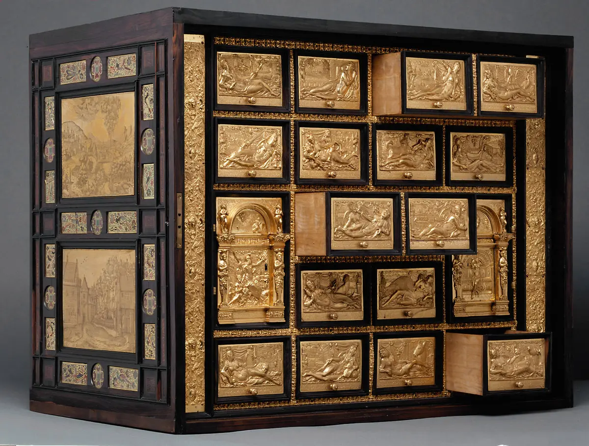 Kabinettschrank