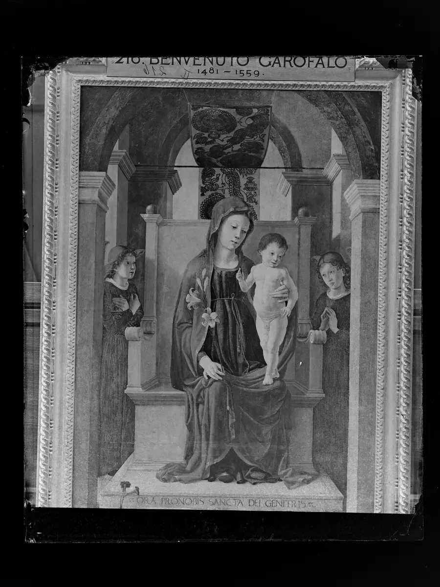 Madonna mit der Lilie