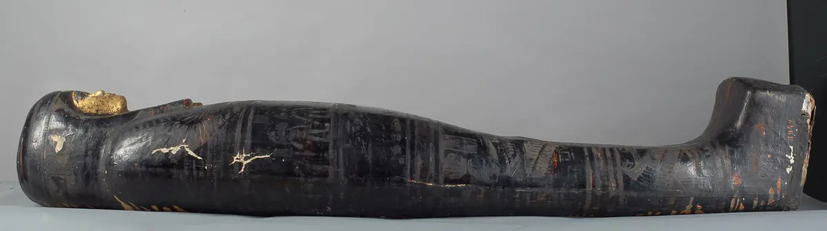 Mumie der Tamit in Kartonagehülle