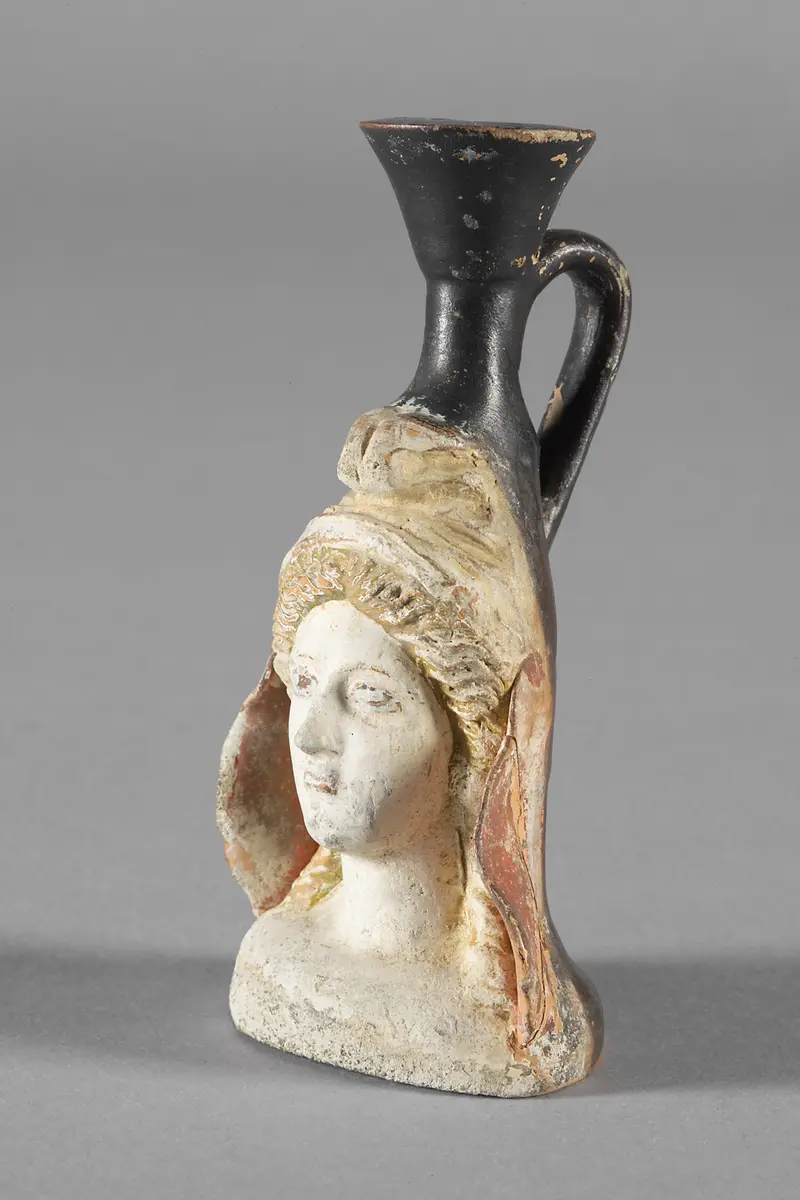 Aphrodite mit phrygischer Mütze