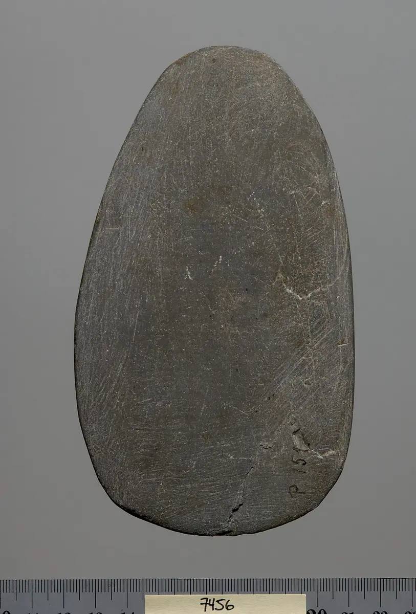 Ovale Schminkpalette mit Verreiber