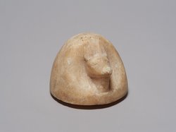 Kanope mit Deckel in Form eines Schakalkopfes