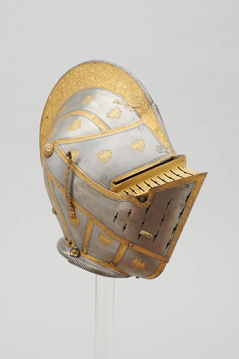 Geschlossener Helm der Adlergarnitur