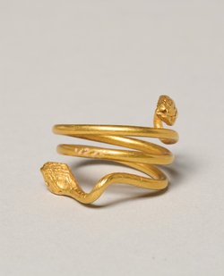 Haarspirale (oder Fingerring?) mit Schlangenköpfen