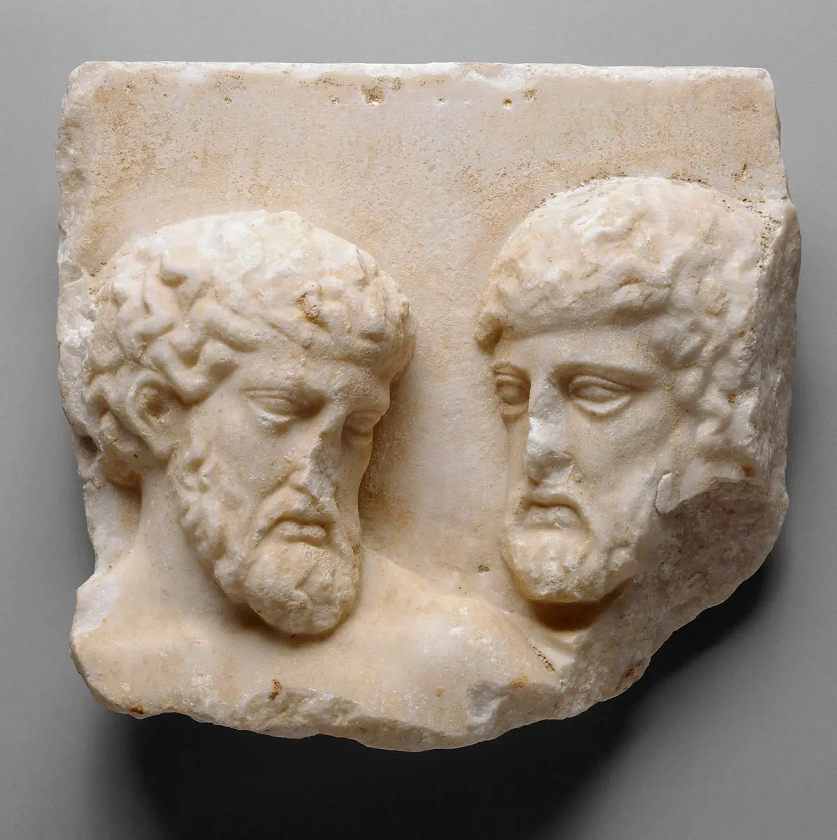 Fragment vom Nordfries des Parthenon, Alte Männer