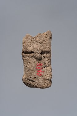 Ächtungsfigur mit Aufschrift