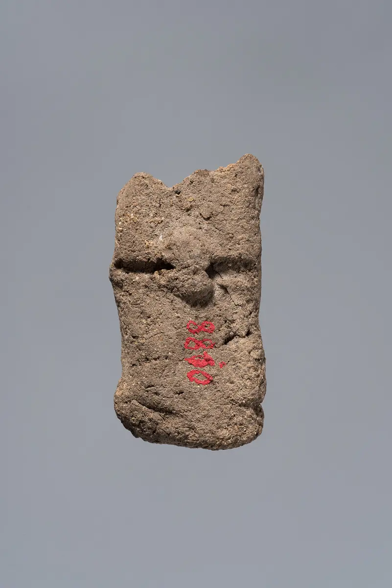 Ächtungsfigur mit Aufschrift