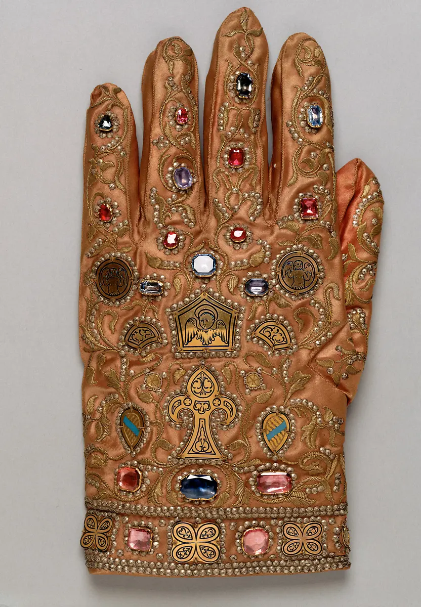 Die Handschuhe des Ornats Kaiser Franz I. Stephan von Lothringen (Barockkopien nach den Gewändern des Krönungsornates des Heiligen Römischen Reiches)