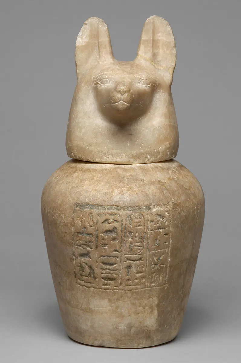 Kanope der Tjes-bastet-peret mit Deckel in Form eines Schakalkopfes