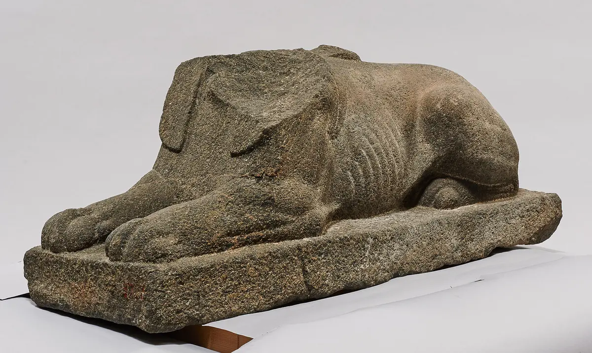 Sphinx ohne Kopf