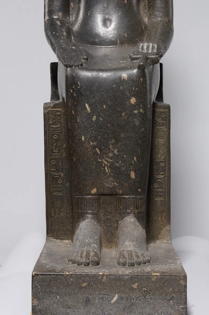 Seated statue of the goddess Sakhmet