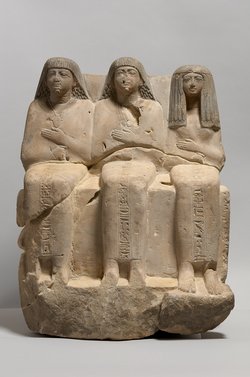 Statuengruppe des Meri-ptah, des Sa-aset und der Kafi