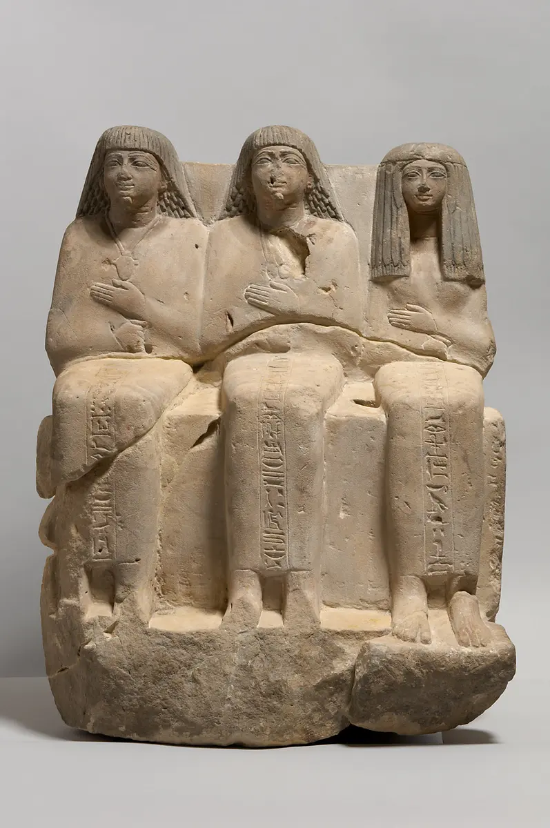 Statuengruppe des Meri-ptah, des Sa-aset und der Kafi