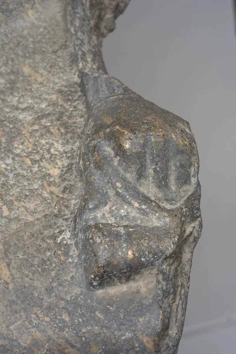 Sitzstatue der Göttin Sachmet