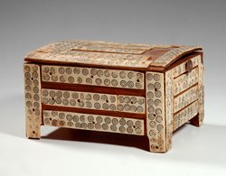 Kästchen für Schmuck und Kosmetikartikel