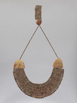 Schmuckkragen